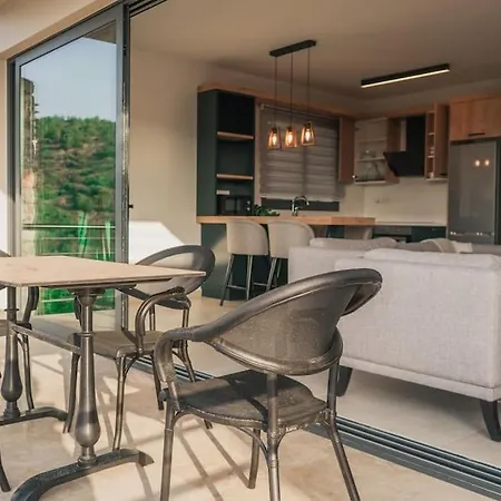 Apartment Dreamview Ftericha *